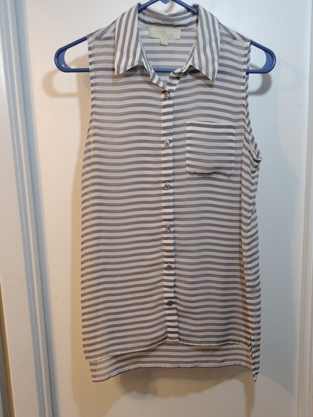 Olive & Oak Sleeveless Striped Button-Down Blouse - Taupe & White